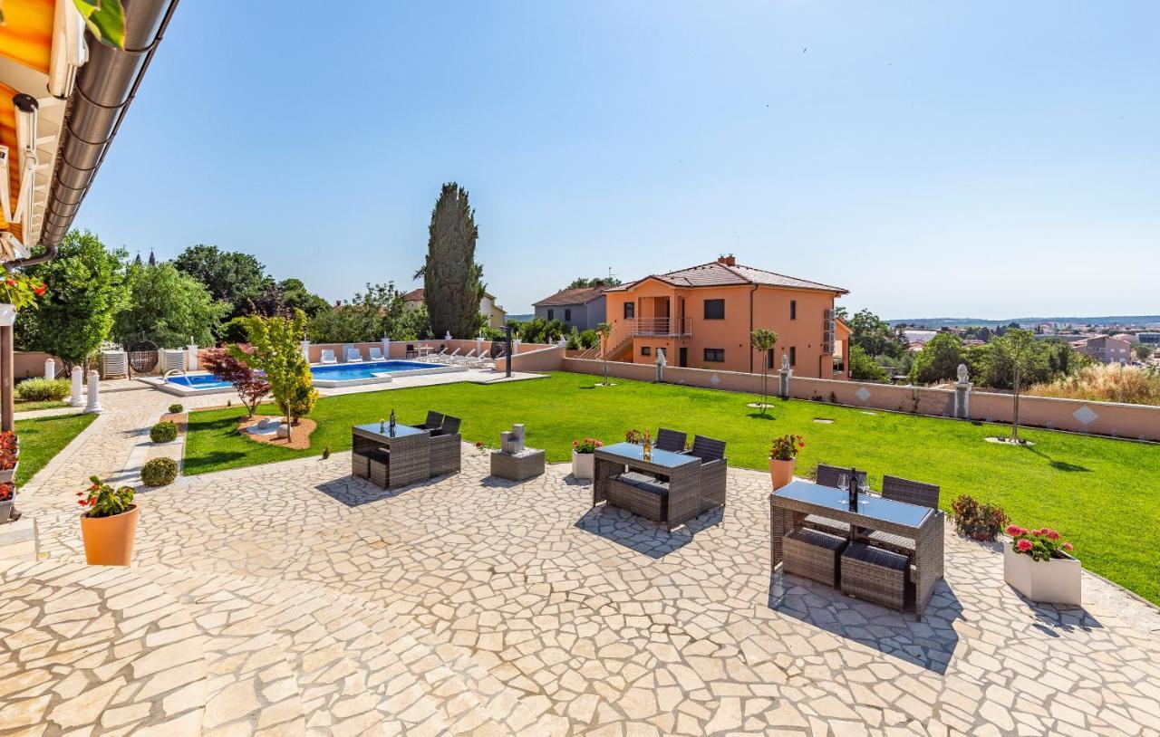 Villa Natalija Medulin Exteriér fotografie